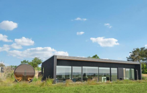 Stunning Home In Ebeltoft With Sauna